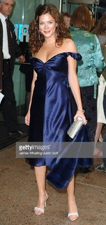 Anna Friel feet photo thumbnail