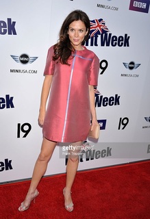 Anna Friel feet photo thumbnail