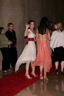 Sandra Bullock feet photo thumbnail