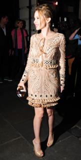 Kylie Minogue feet photo thumbnail