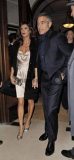 Elisabetta Canalis feet photo thumbnail