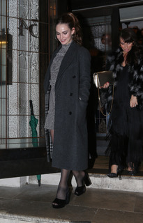Lily James feet photo thumbnail