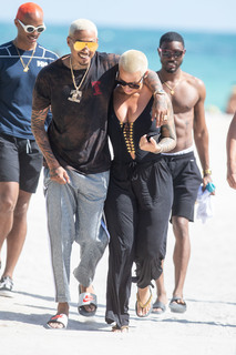 Amber Rose feet photo thumbnail