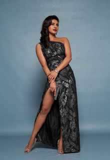 Priyanka Chopra Jonas feet photo thumbnail
