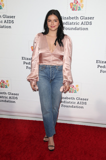 Ariel Winter feet photo thumbnail