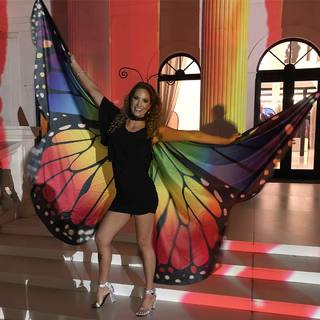 Jennifer Nicole Lee feet photo thumbnail