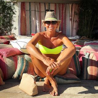 Federica Fontana feet photo thumbnail