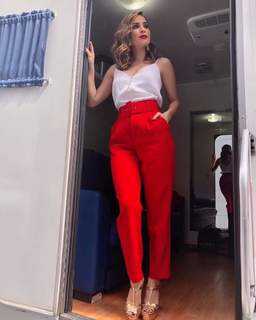 Cynthia Rodríguez feet photo thumbnail