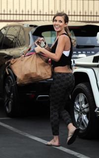 Audrina Patridge feet photo thumbnail