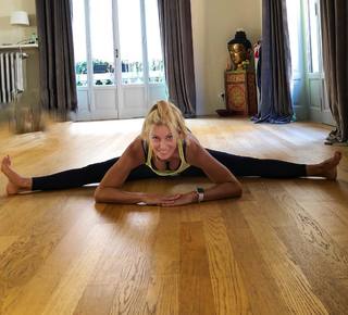 Federica Fontana feet photo thumbnail