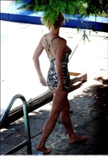 Jessica Simpson feet photo thumbnail