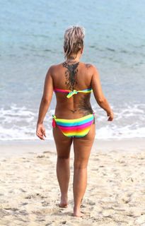Kerry Katona feet photo thumbnail
