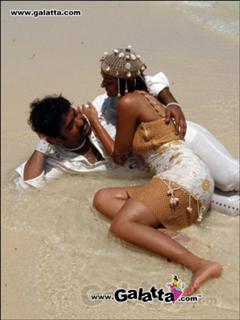 Ileana D'Cruz feet photo thumbnail