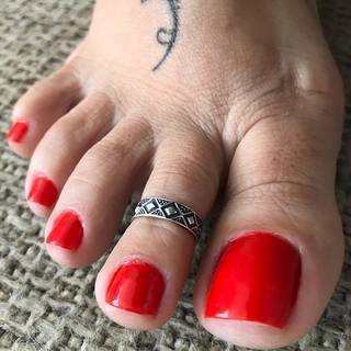 Karin Klemp feet photo thumbnail