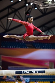 Simone Biles feet photo thumbnail