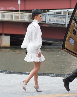 Sofia Richie feet photo thumbnail