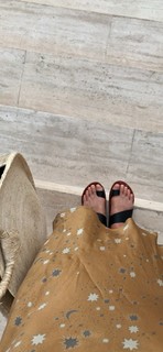 Jamie Chung feet photo thumbnail
