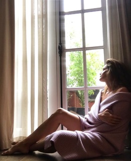 Cindy Crawford feet photo thumbnail