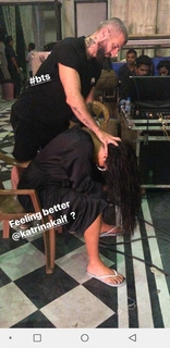 Katrina Kaif feet photo thumbnail