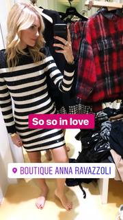 Chiara Ferragni feet photo thumbnail