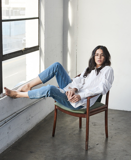 Jessica Gomes feet photo thumbnail