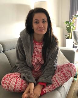 Karolina Kowalkiewicz feet photo thumbnail