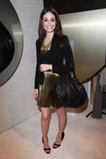 Emmy Rossum feet photo thumbnail