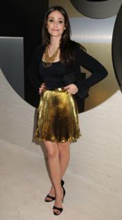 Emmy Rossum feet photo thumbnail