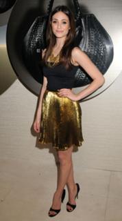 Emmy Rossum feet photo thumbnail