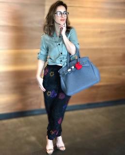 Claudia Lizaldi feet photo thumbnail