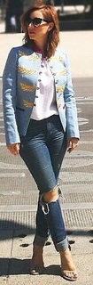 Claudia Lizaldi feet photo thumbnail