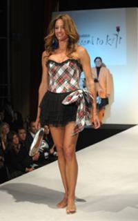 Kelly Bensimon feet photo thumbnail