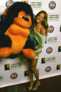 Kelly Bensimon feet photo thumbnail