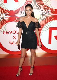 Shay Mitchell feet photo thumbnail