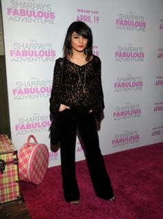 Vanessa Hudgens feet photo thumbnail
