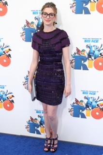 Anne Hathaway feet photo thumbnail