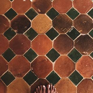 Halle Berry feet photo thumbnail