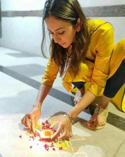 Rakul Preet Singh feet photo thumbnail
