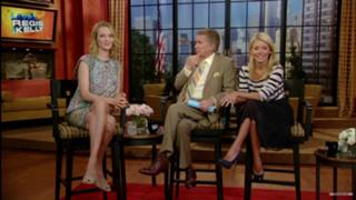 Uma Thurman feet photo thumbnail
