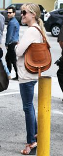 Reese Witherspoon feet photo thumbnail