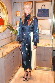 Gwyneth Paltrow feet photo thumbnail