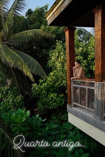 Deborah Secco feet photo thumbnail