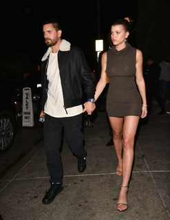 Sofia Richie feet photo thumbnail