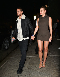 Sofia Richie feet photo thumbnail