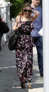 Kylie Minogue feet photo thumbnail