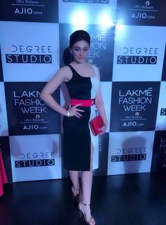 Shefali Zariwala feet photo 5