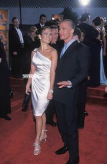 Jennifer Lopez feet photo thumbnail
