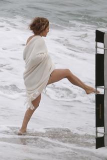 Jennifer Lopez feet photo thumbnail