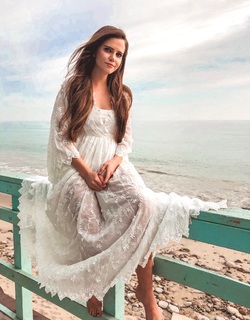 Tiffany Alvord feet photo thumbnail