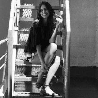 Zaira Nara feet photo thumbnail